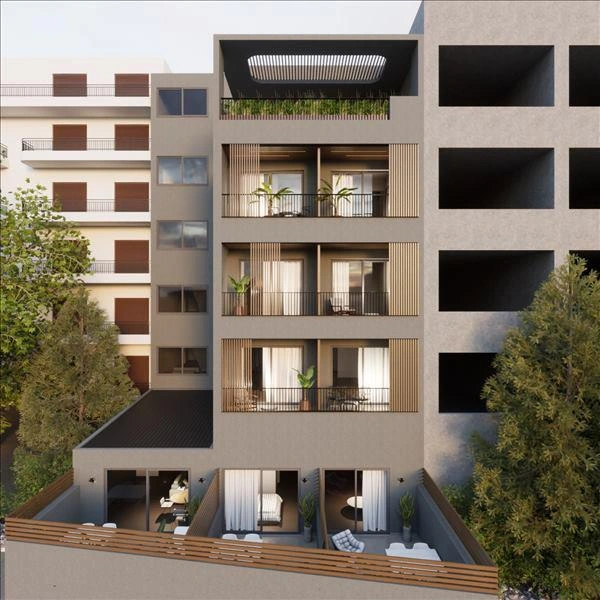 Attica, Greece में नवीनीकृत आवासीय इमारत के अपार्टमेंट