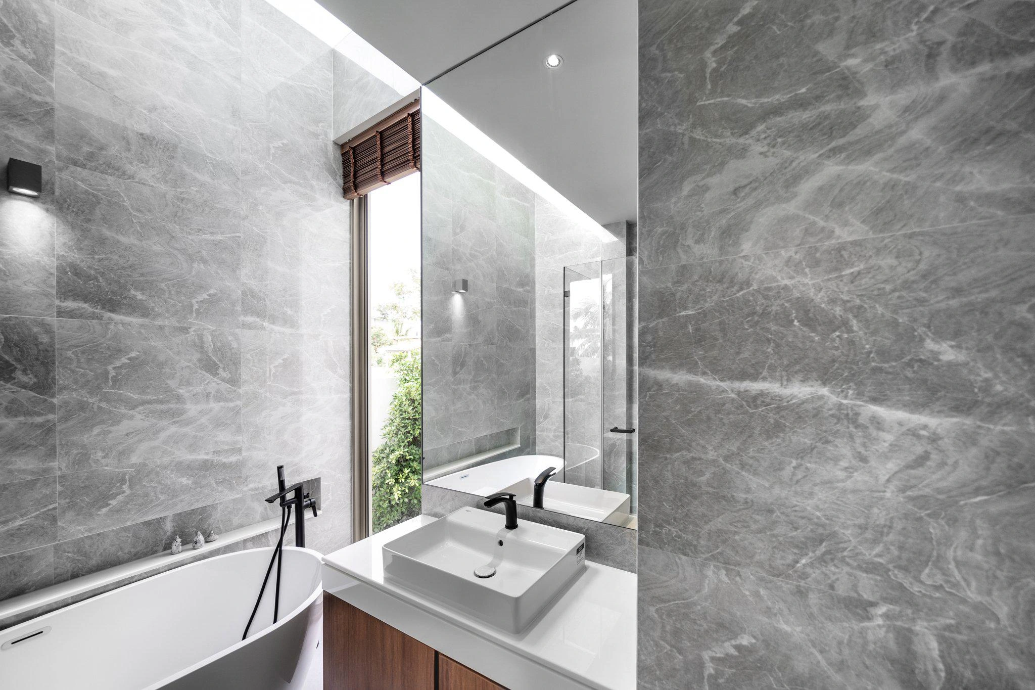 位于泰国普吉岛邦涛新住宅区的别墅