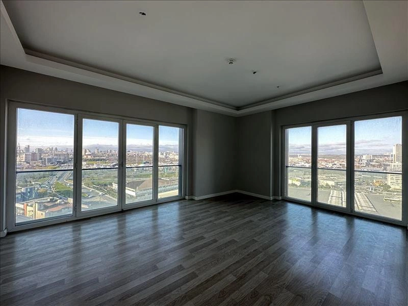 شقق في مجمع سكني حديث في إسطنبول، تركيا