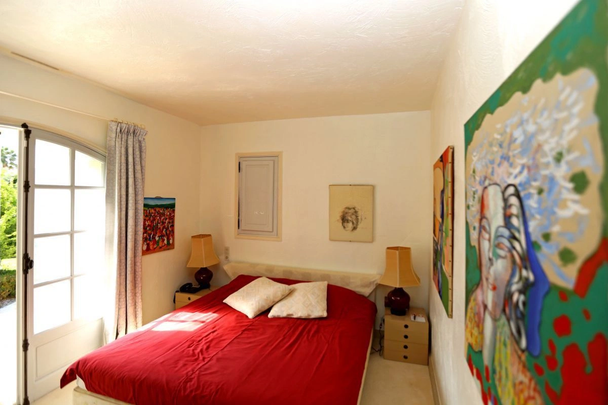 فيلا فاخرة 5+1 في أنتيب