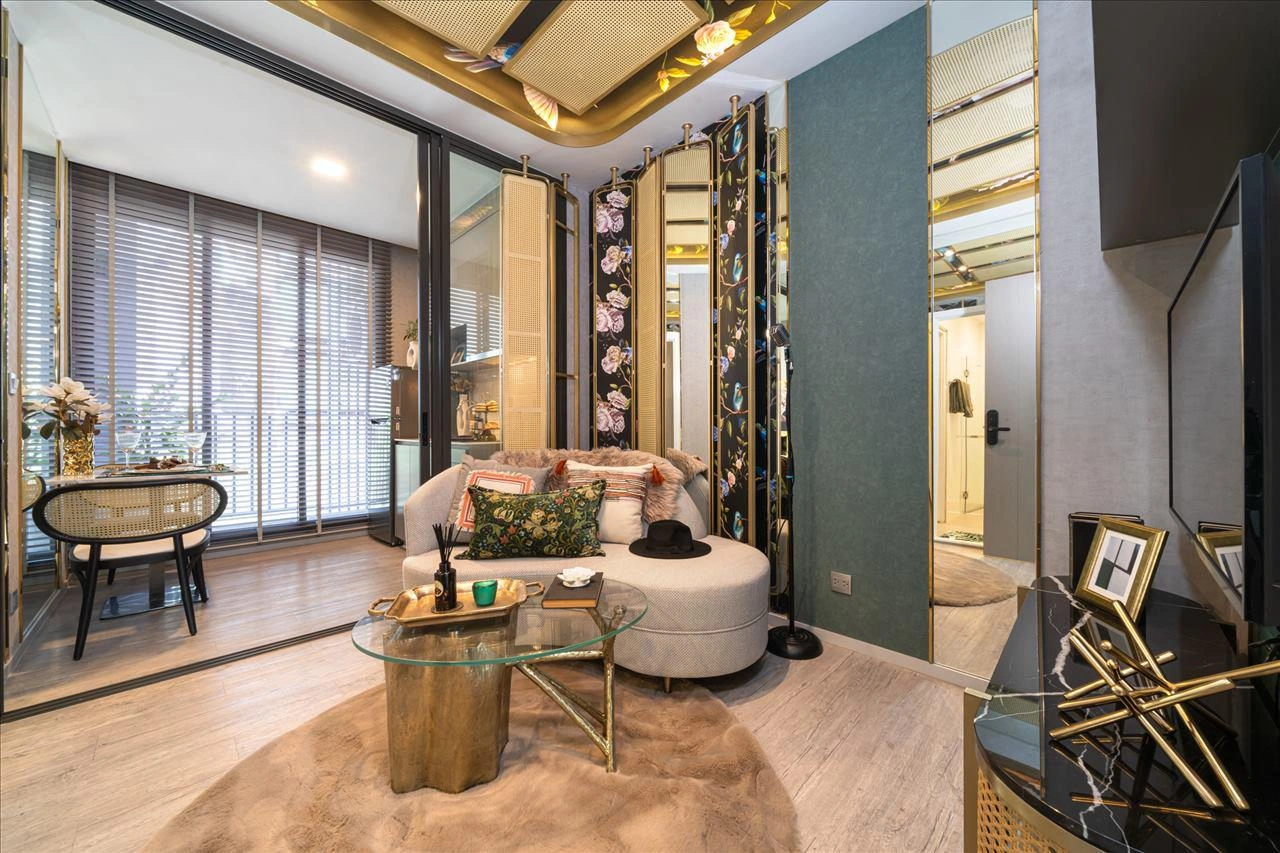 बैंगकॉक, थाईलैंड के एक आधुनिक आवासीय परिसर में अपार्टमेंट्स