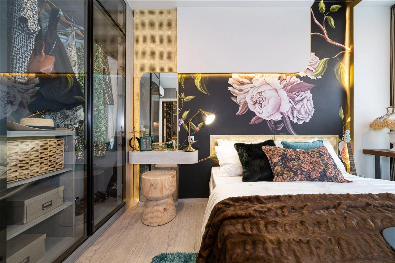 बैंगकॉक, थाईलैंड के एक आधुनिक आवासीय परिसर में अपार्टमेंट्स