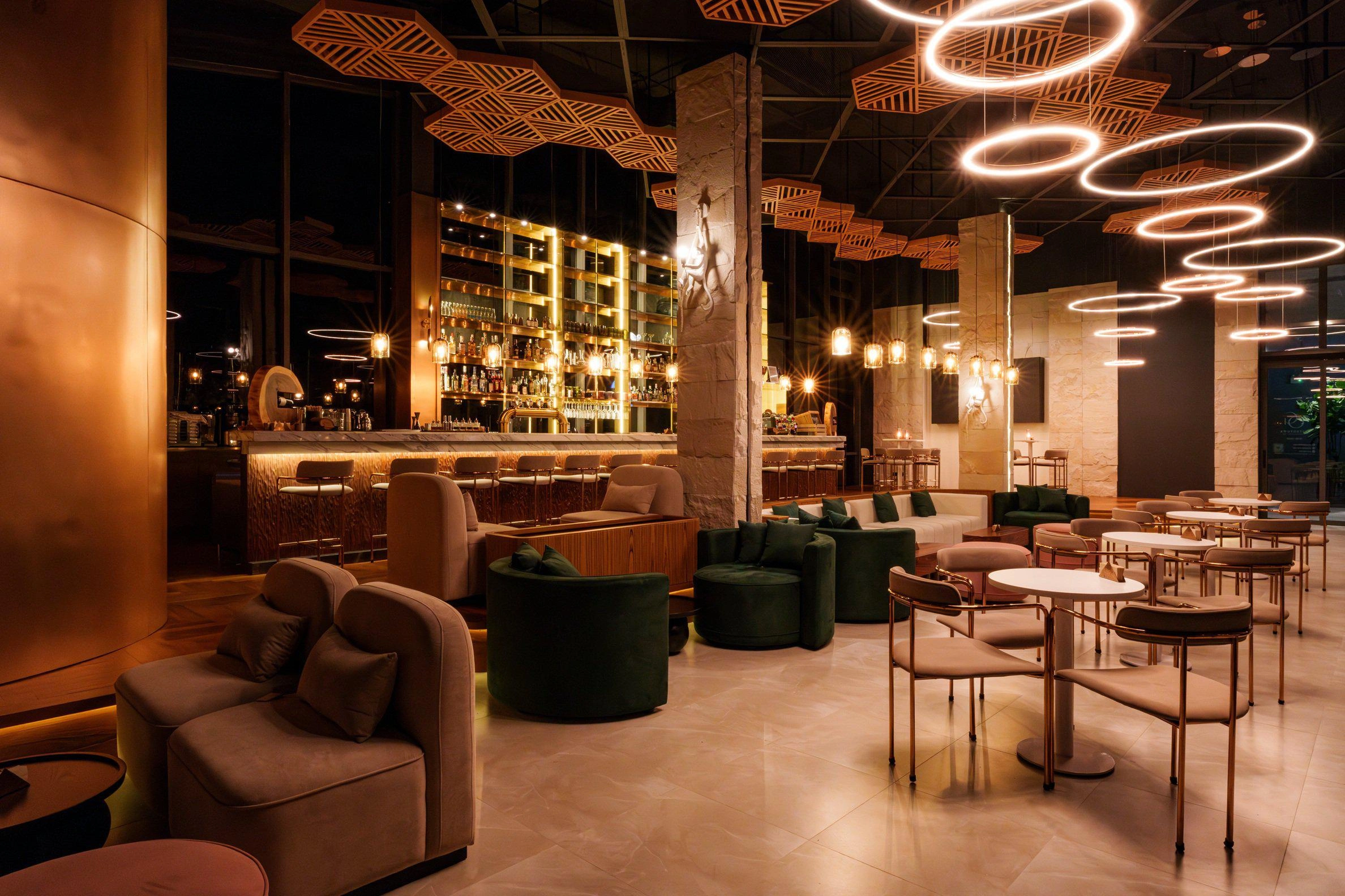 फुकेत, थाईलैंड में फर्निश्ड अपार्टमेंट्स — गारंटीकृत आय के साथ