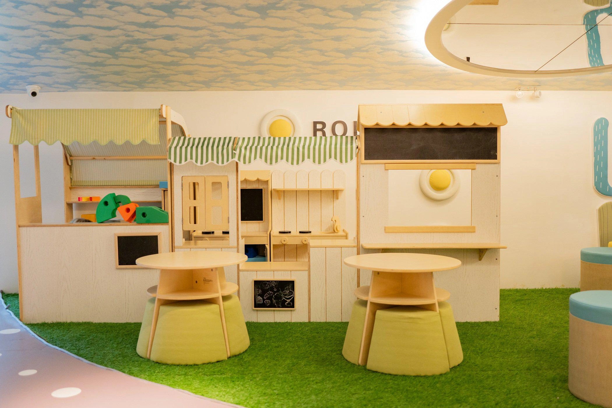 फुकेत, थाईलैंड में फर्निश्ड अपार्टमेंट्स — गारंटीकृत आय के साथ