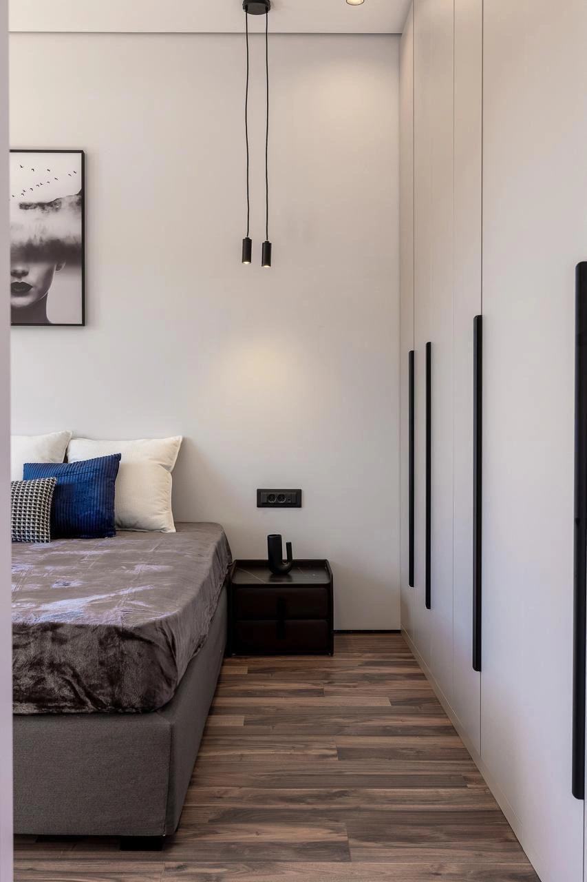 黑山布德瓦带家具公寓