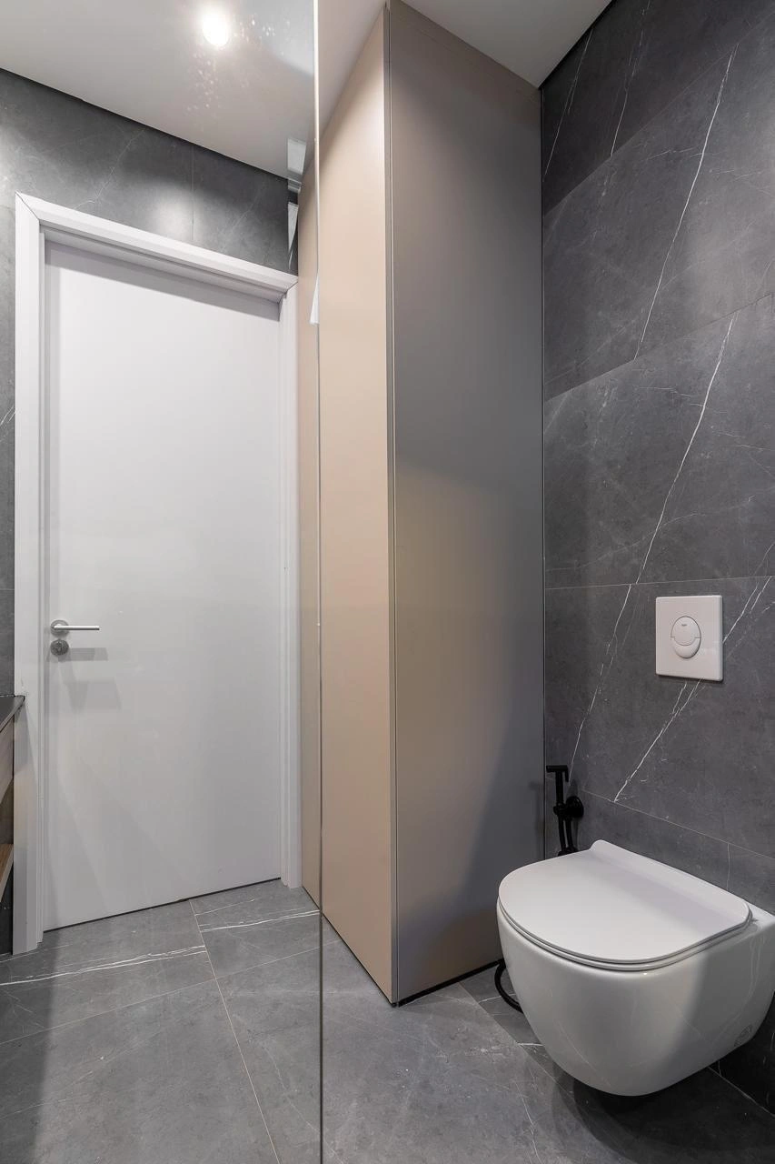 黑山布德瓦带家具公寓