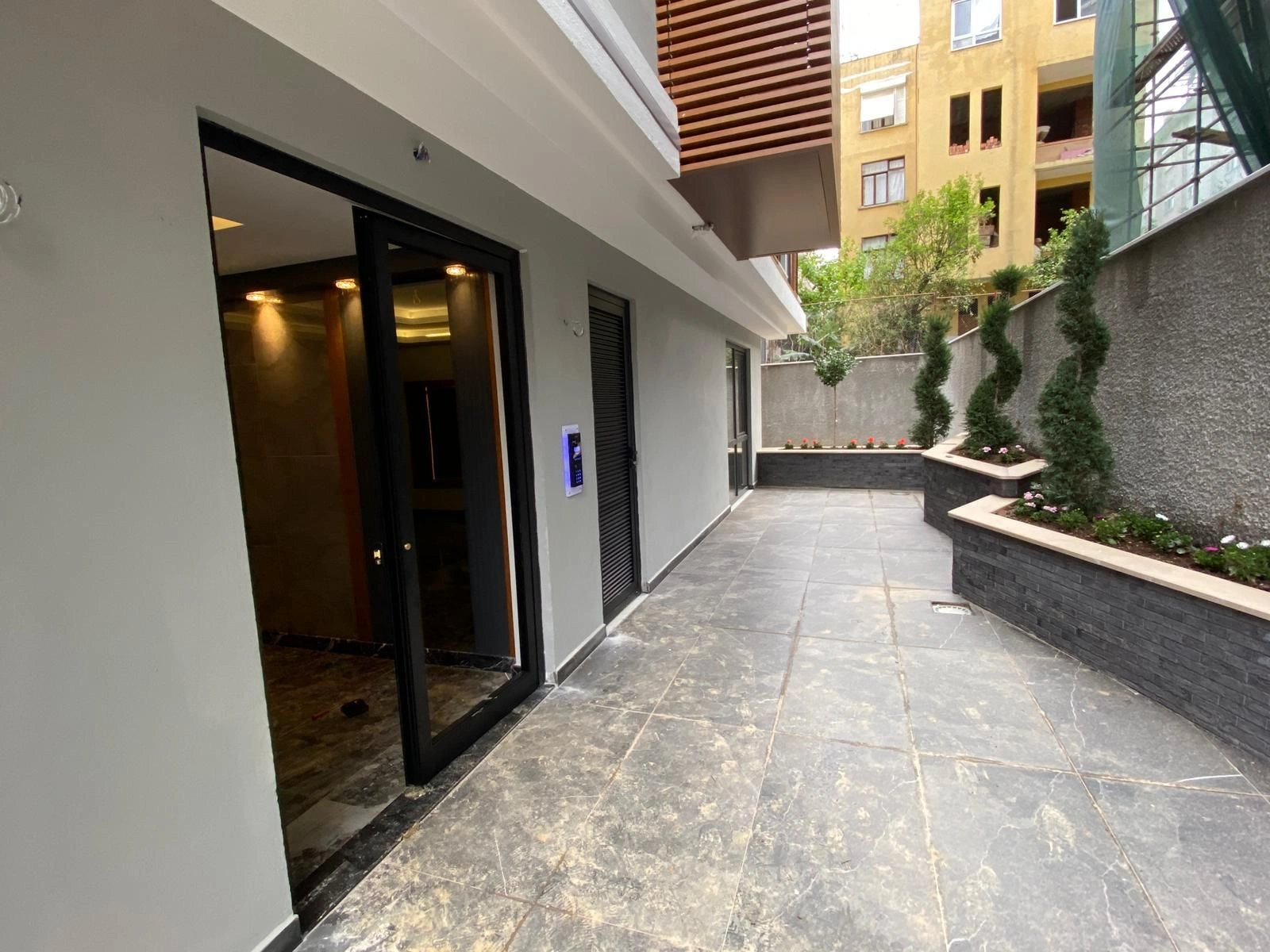 लक्ज़री अपार्टमेंट 1+1 — क्लियोपेट्रा