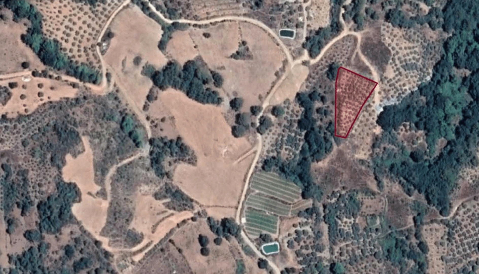 Land for construction of apartments, villas and hotels in Gazipasa