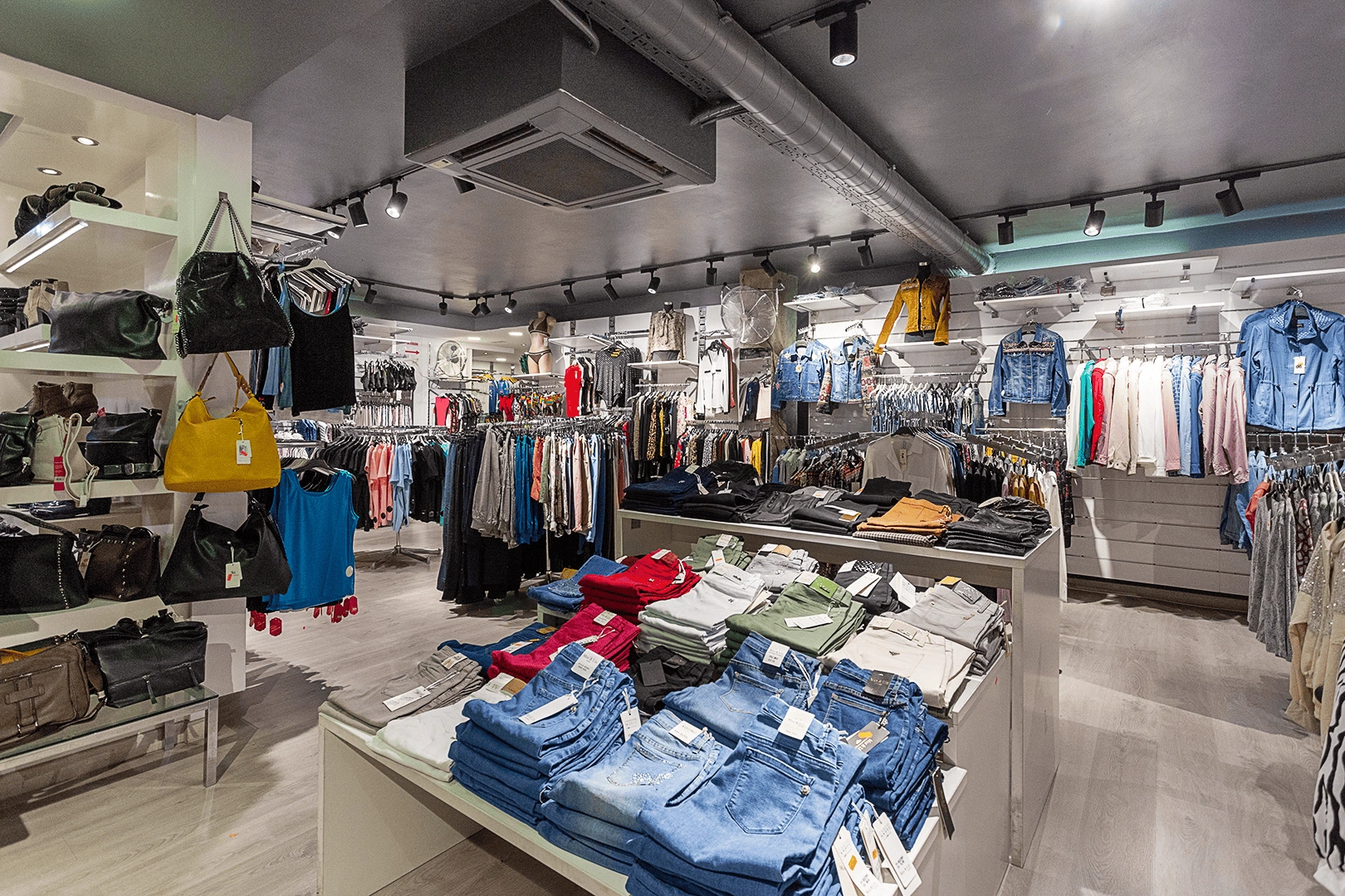 Commercial premises in the Gràcia area