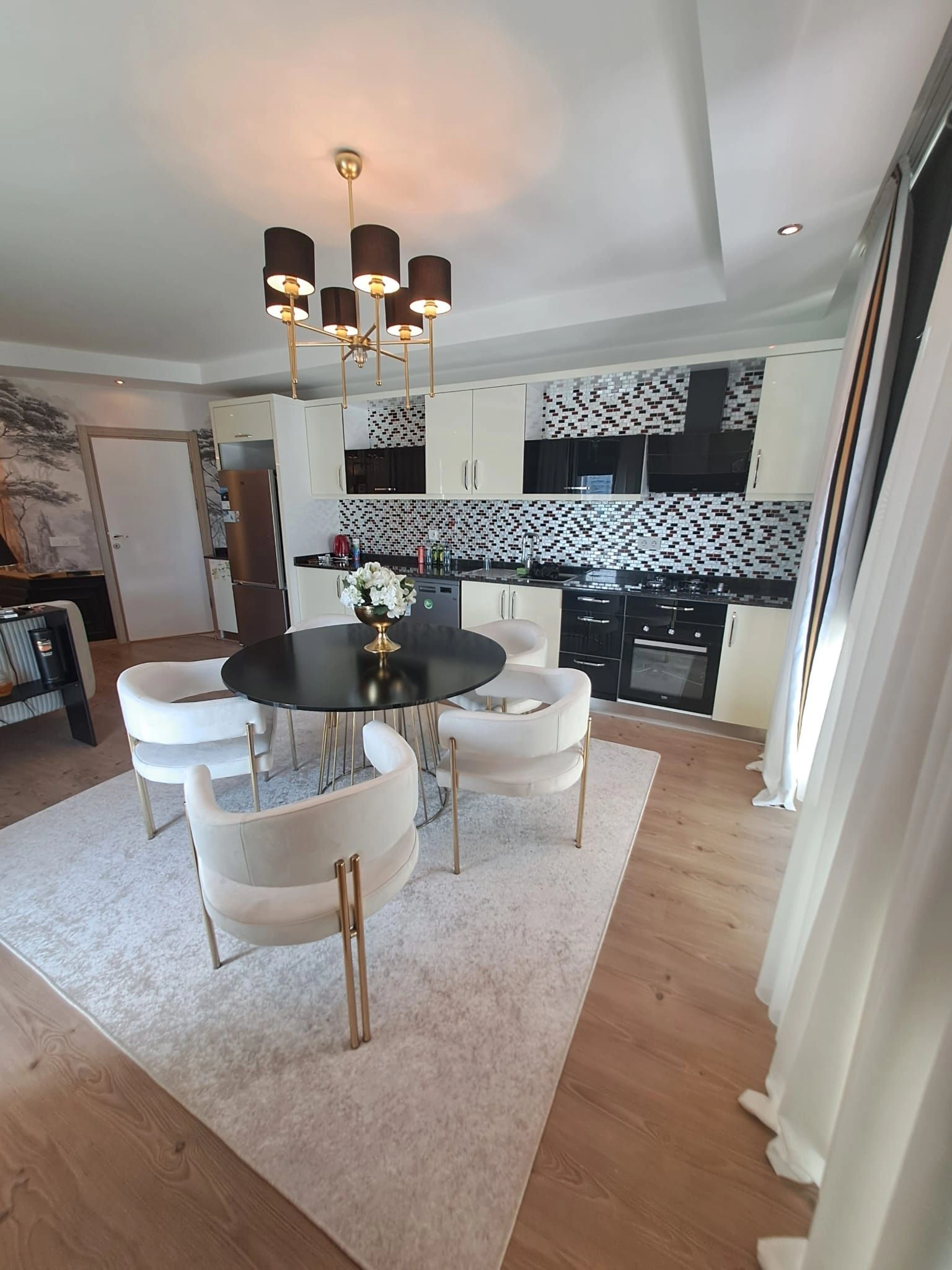 Apartment 4+1 with sea view