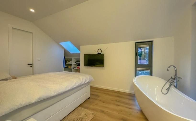 Spacious penthouse 200 meters from the sea in Opatija