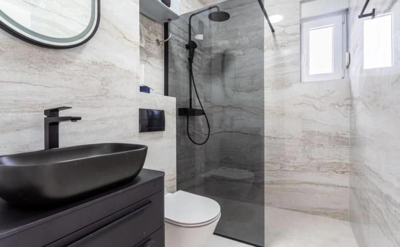 Квартира 2+1 на первой линии в Подстране, Хорватия