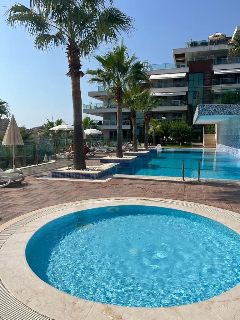 Apartamentos de lujo 2+1 en Cikcilli, Alanya