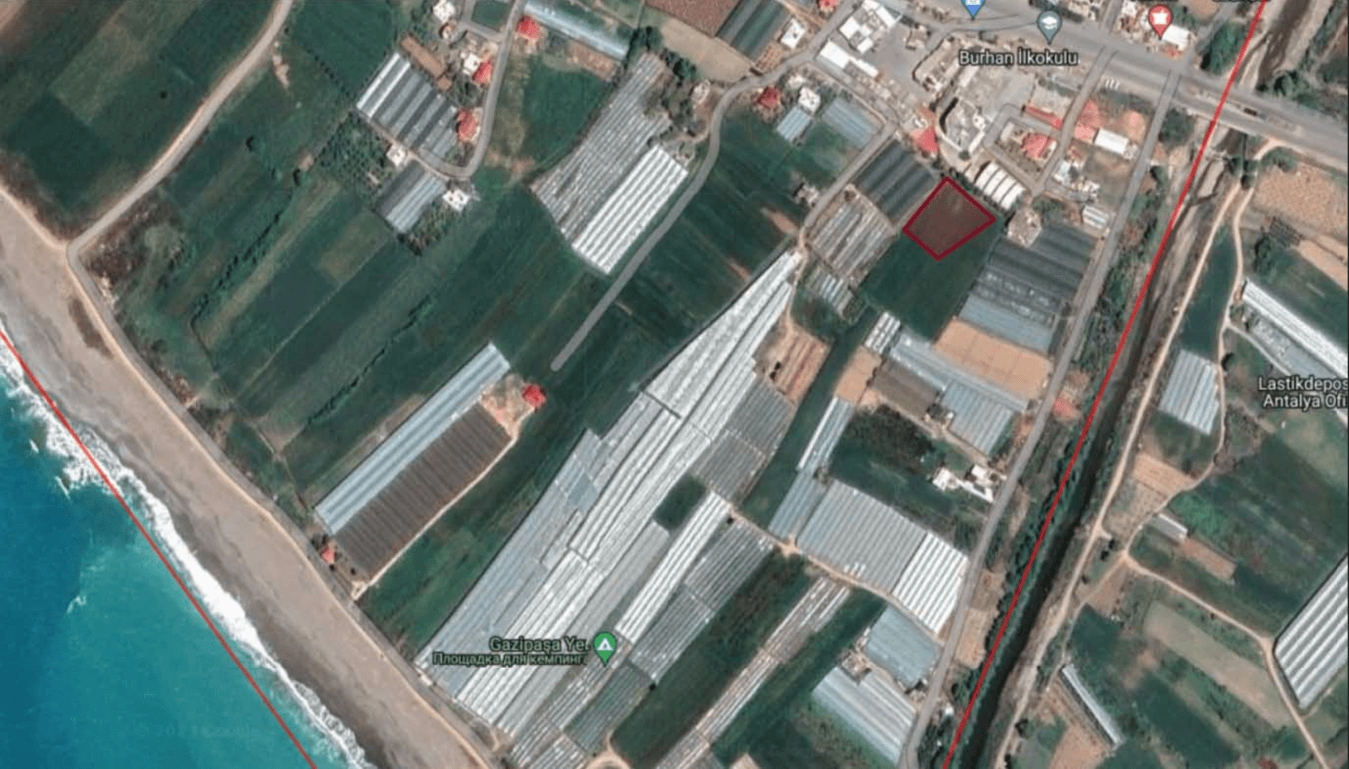 Land for construction of apartments, villas and hotels in Gazipasa