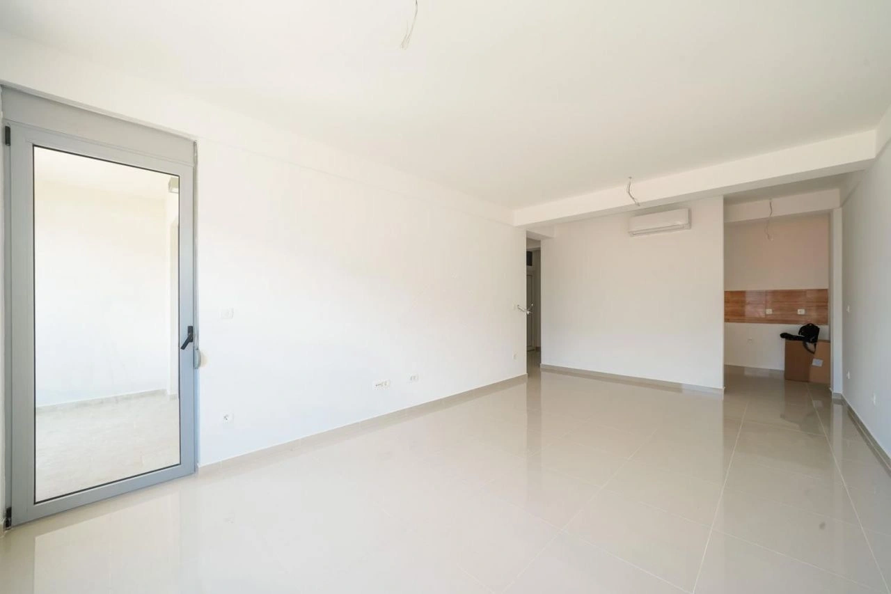 Apartment 58 m2 with bay view