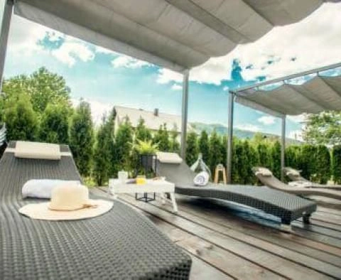 Туристический комплекс на озерах Плитвице