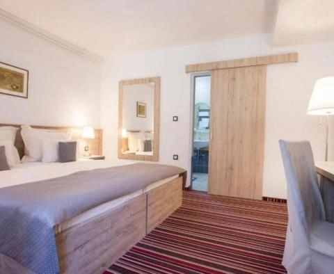 Туристический комплекс на озерах Плитвице