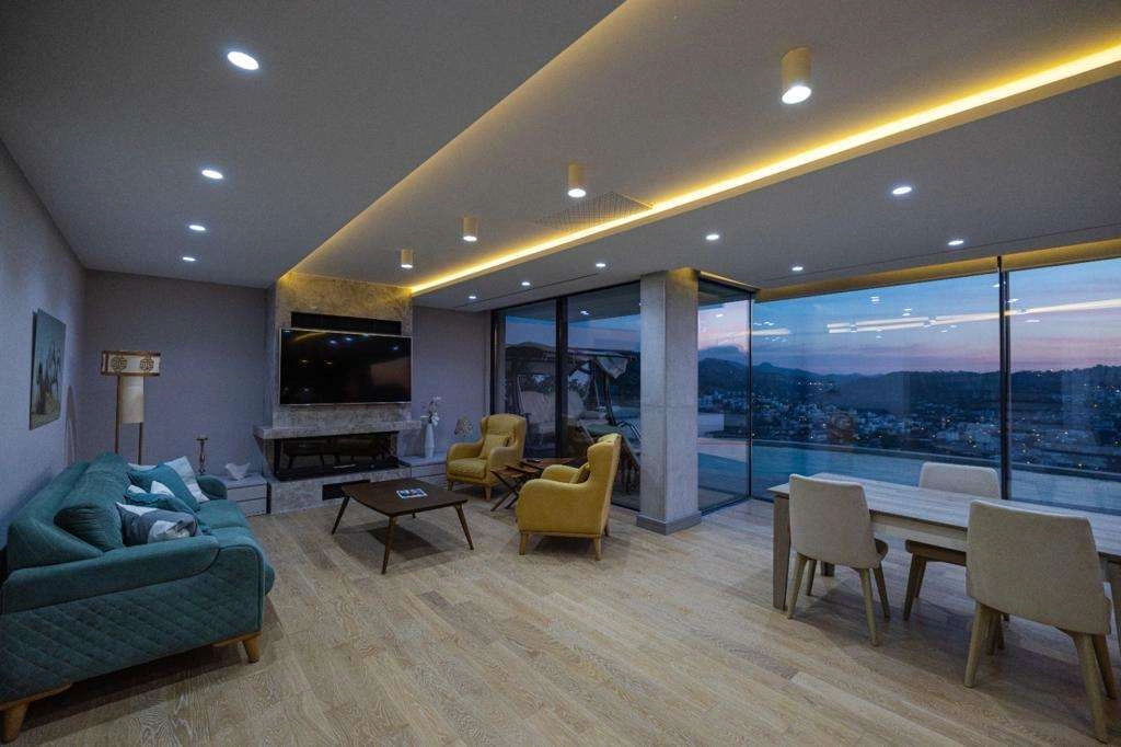 فيلا فاخرة بمساحة 230 م2 مع مسبح