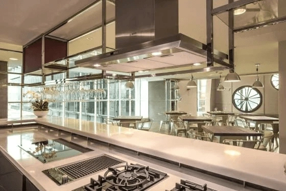 Elegante apartamento 2+1 con terraza en el centro de Kuala Lumpur