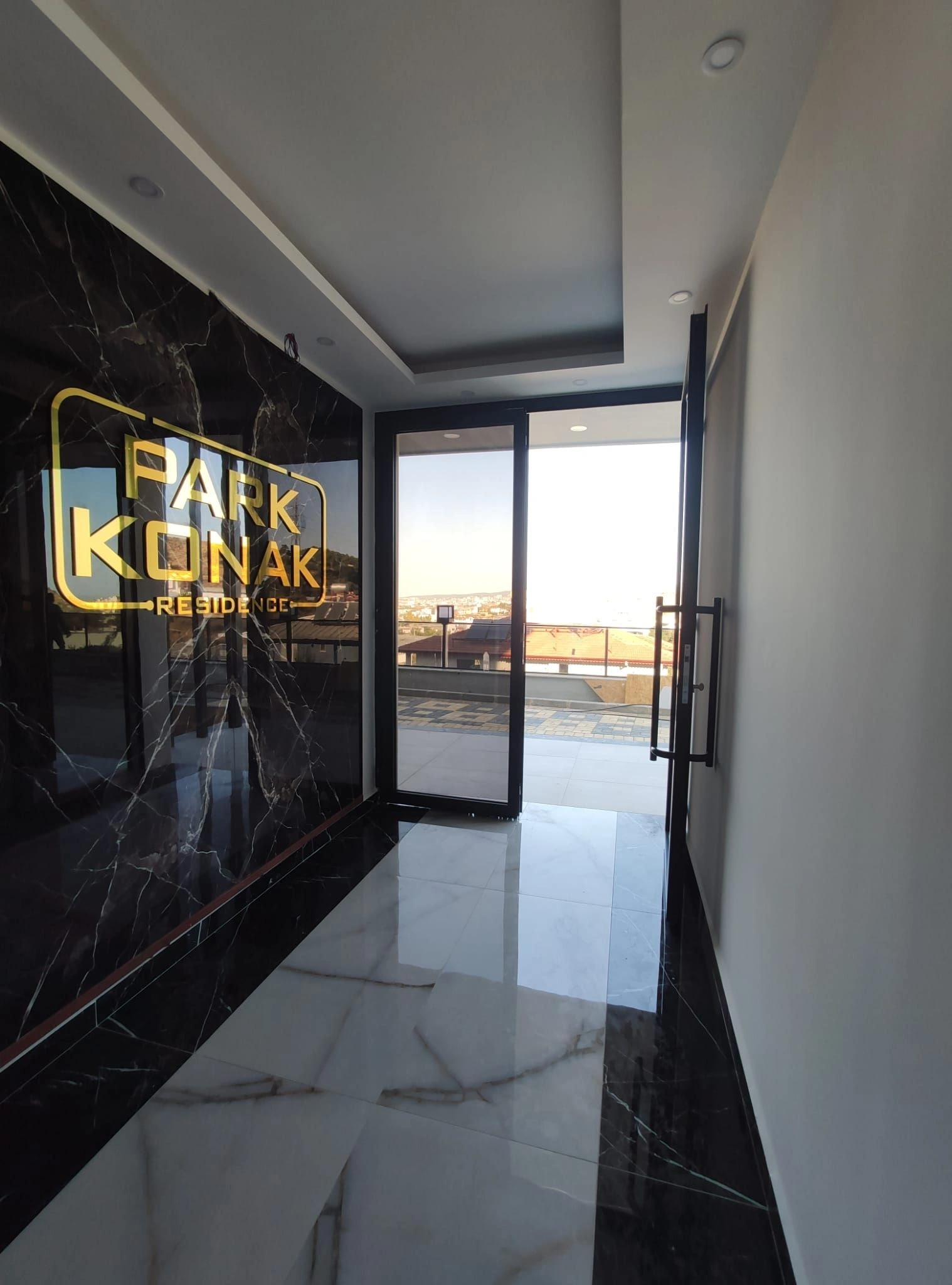 Nuevos apartamentos de 1+1 en Konakli del propietario