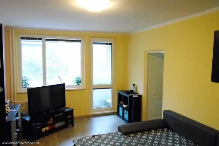 Apartamento com cozinha ampla e loggia em Bratislava - 145 000 €