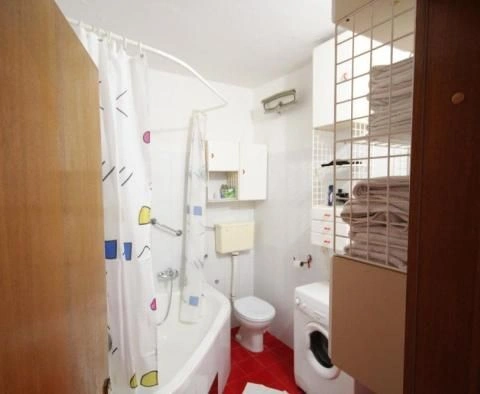 1+1 apartment by the sea on the island of Hvar