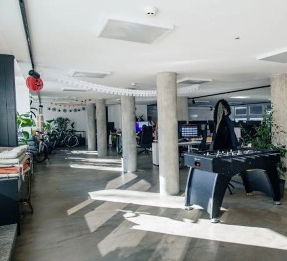 Achetez un bien immobilier commercial en Slovénie pour 3600k € ✅