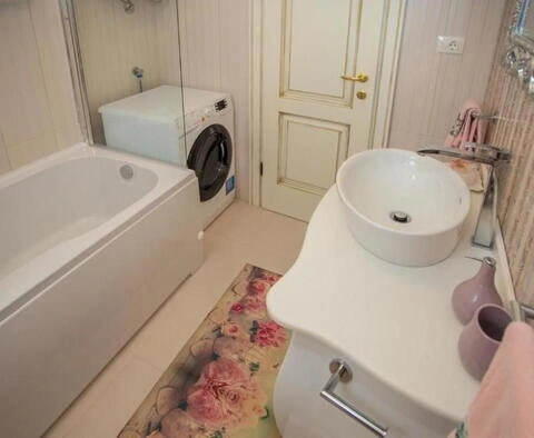 Вилла 2+1 с бассейном и террасой в Порече