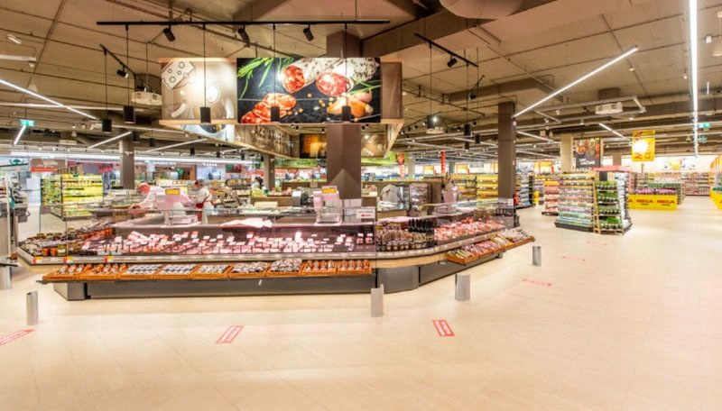The shopping food center