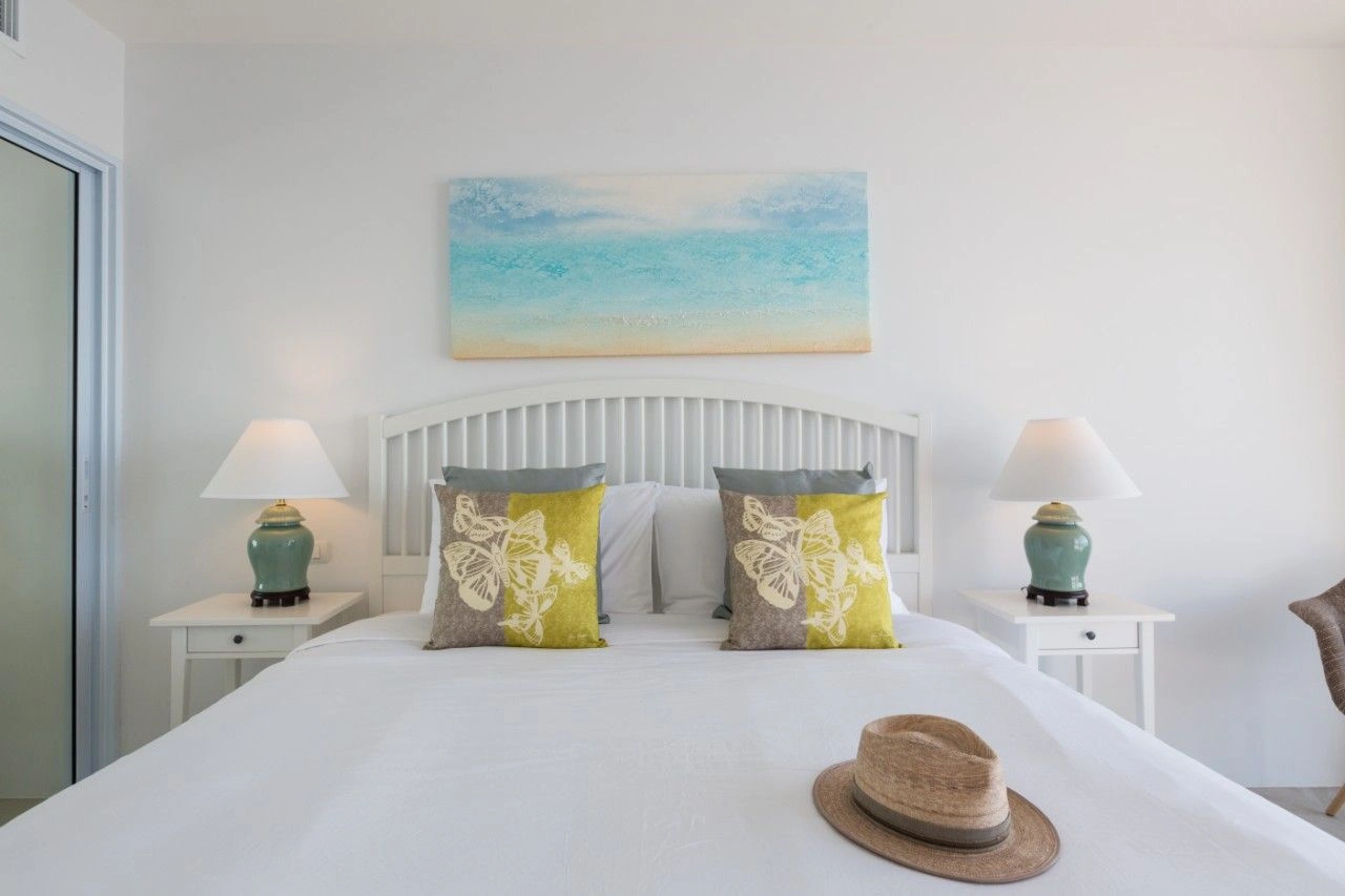 Incredible villa by the sea 3+1 with private pool