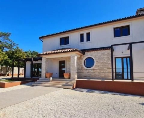 New villa in a quiet location in the Barban area, 5 km from the sea