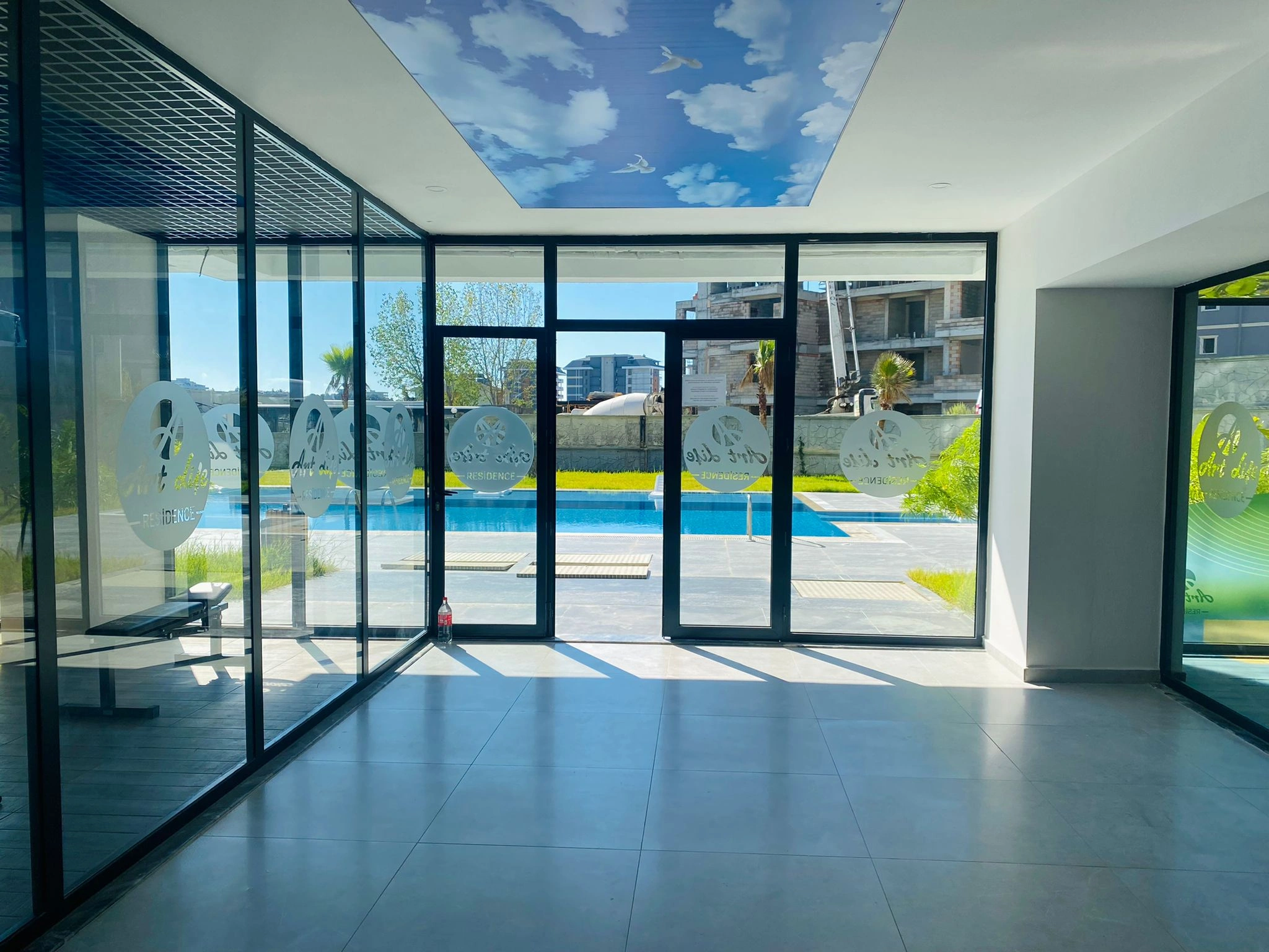 شقق على البحر 1+1 في أفصالر