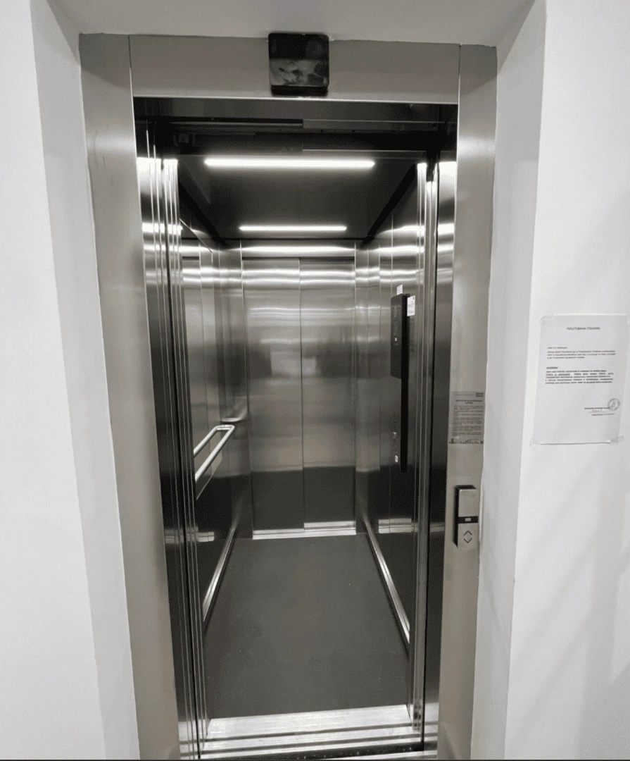 New complex of eight 4-storey houses in Belgrade