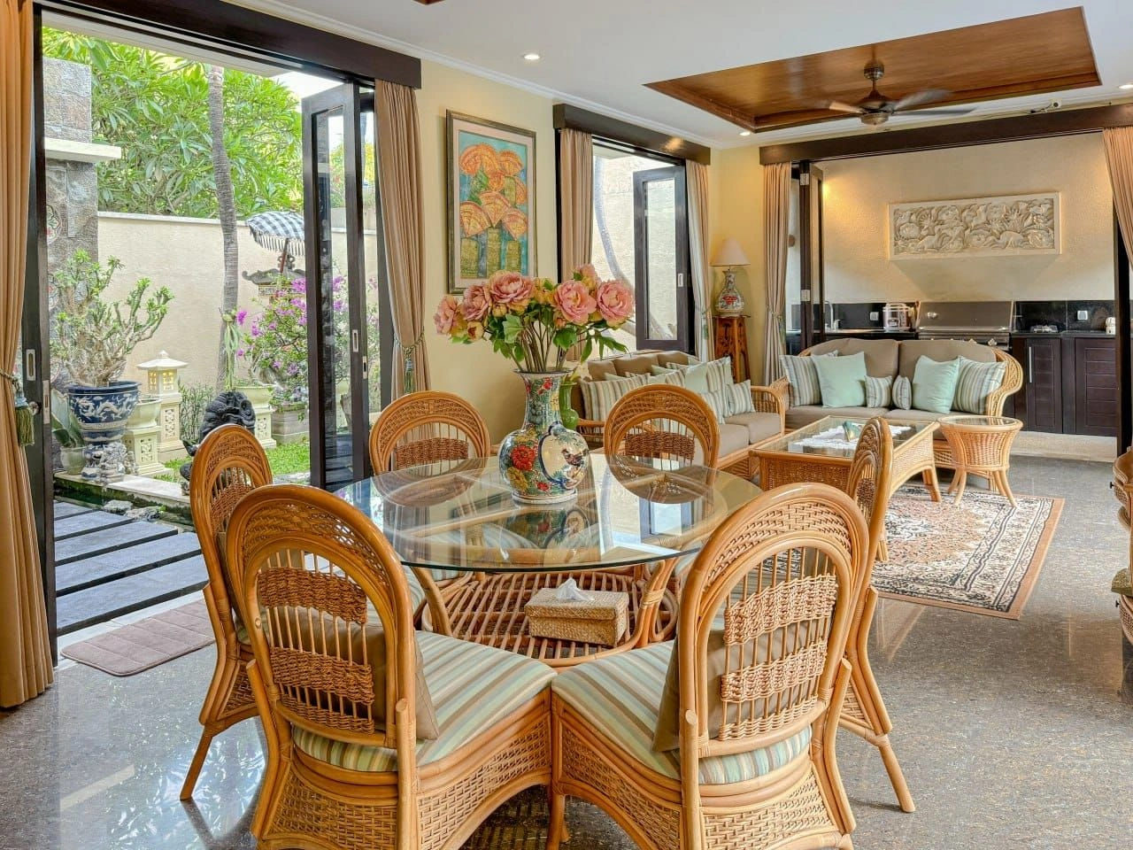 5 Bedroom Villa with private pool