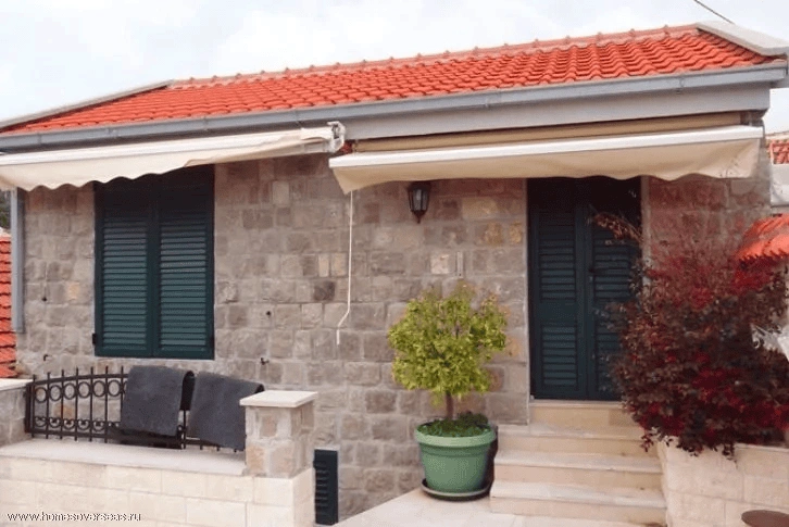 Stone house 1+1 in Belila on the Lustica peninsula