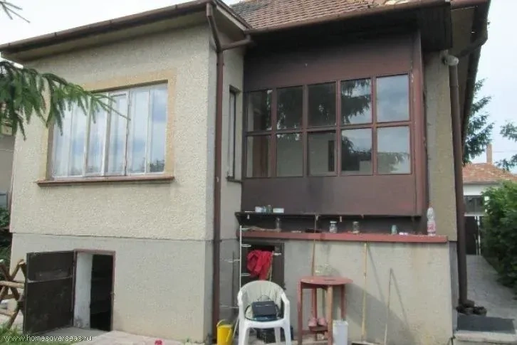 Casa con un gran jardín y viñedo en el río Danubio, Eslovaquia