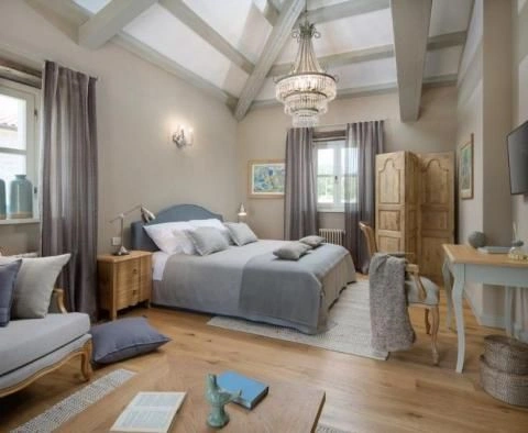 Außergewöhnliche Luxus-Steinvilla im Gebiet Kanfanar