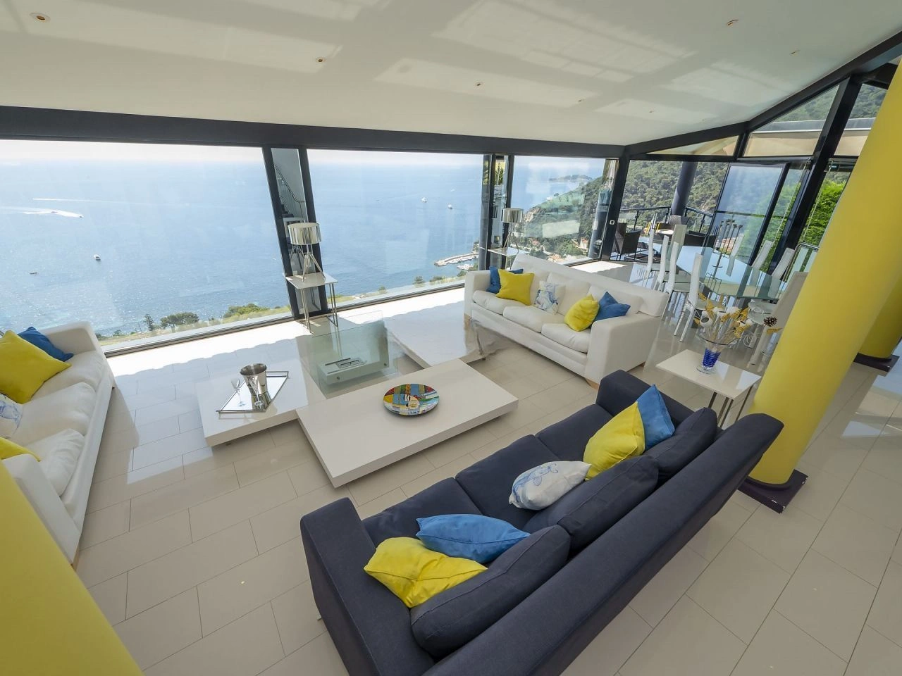 Eze'de Eşsiz 4+1 villa