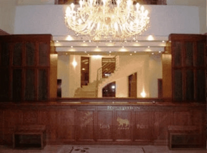 Hotel near Thessaloniki 4500 m2