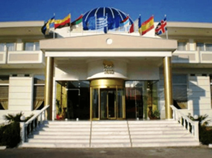 Hotel near Thessaloniki 4500 m2