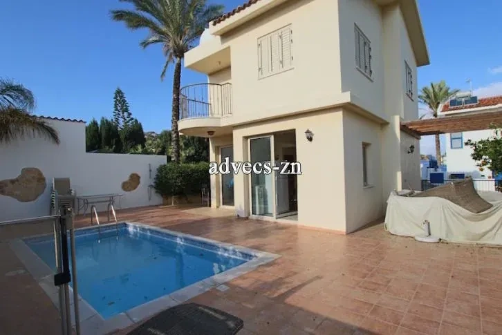 Möblierte Villa mit Meerblick in Protaras