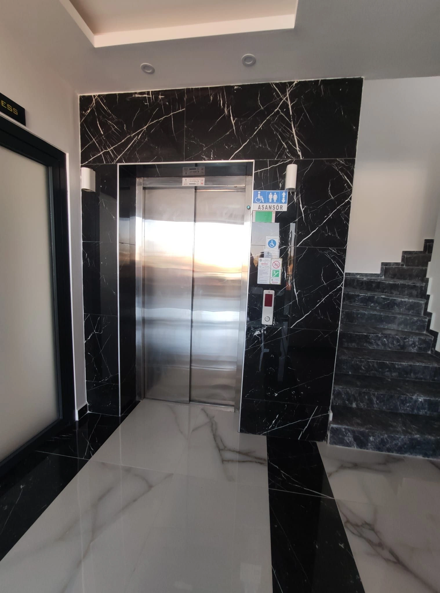 Nuevos apartamentos de 1+1 en Konakli del propietario