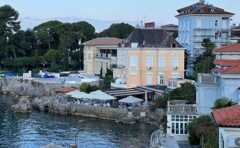 Luxury villa 3+1 on the top of Lovran