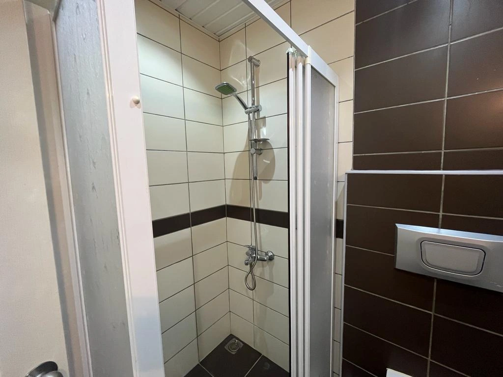 Türkiye, Alanya Mahmutlar bölgesinde plaja yakın 125 m2 daire