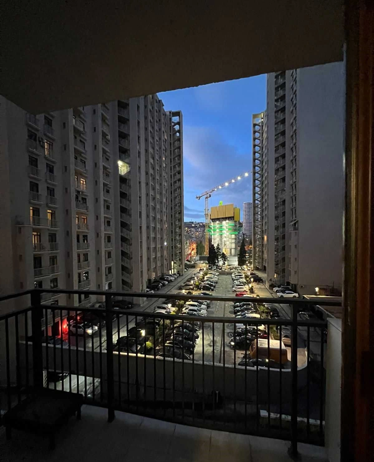 Appartement 2+1 près du parc central de Tbilissi, Géorgie