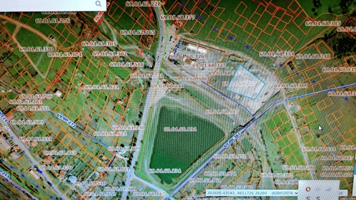 قطعة أرض. سورامي