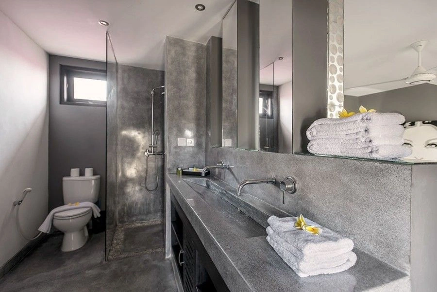 Luxury two-storey villa with swimming pool