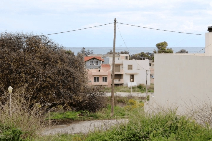 Terrain de 340 m² à Rhodes