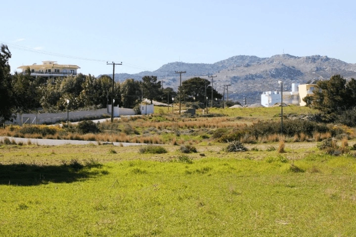 Terrain de 17500 m² à Rhodes