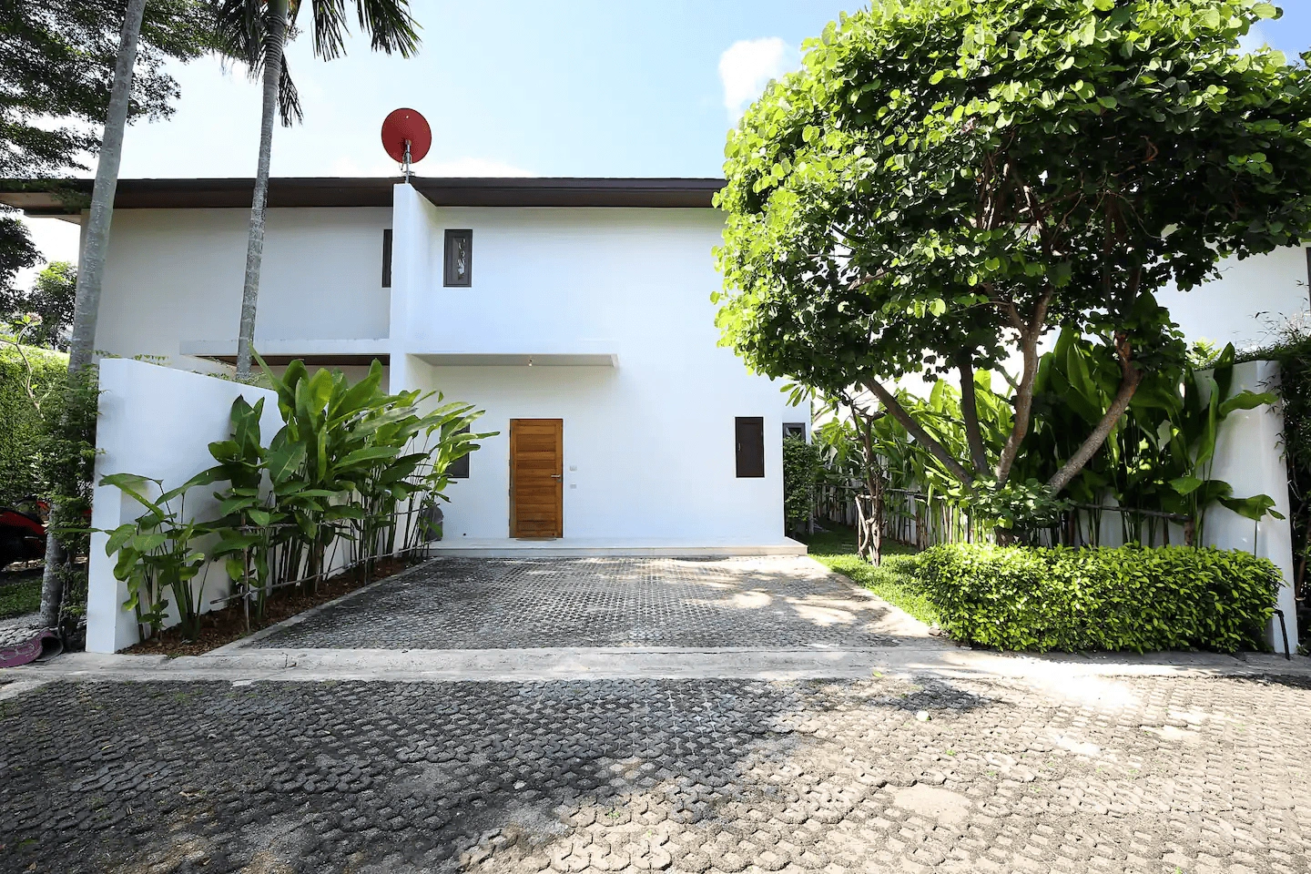 Cozy villa 3+1 with swimming pool in Samui, Thailand